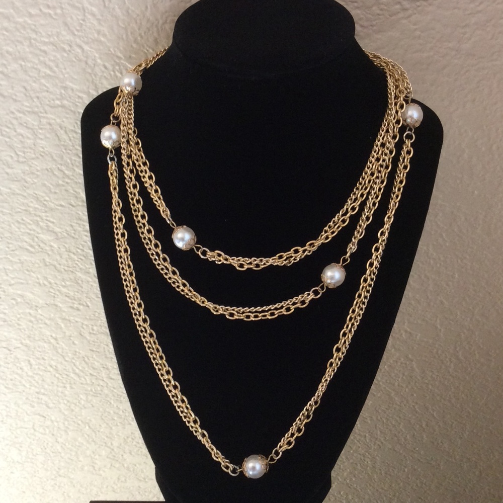 Classic extra long necklace chain faux pearl gold tone 54” very light